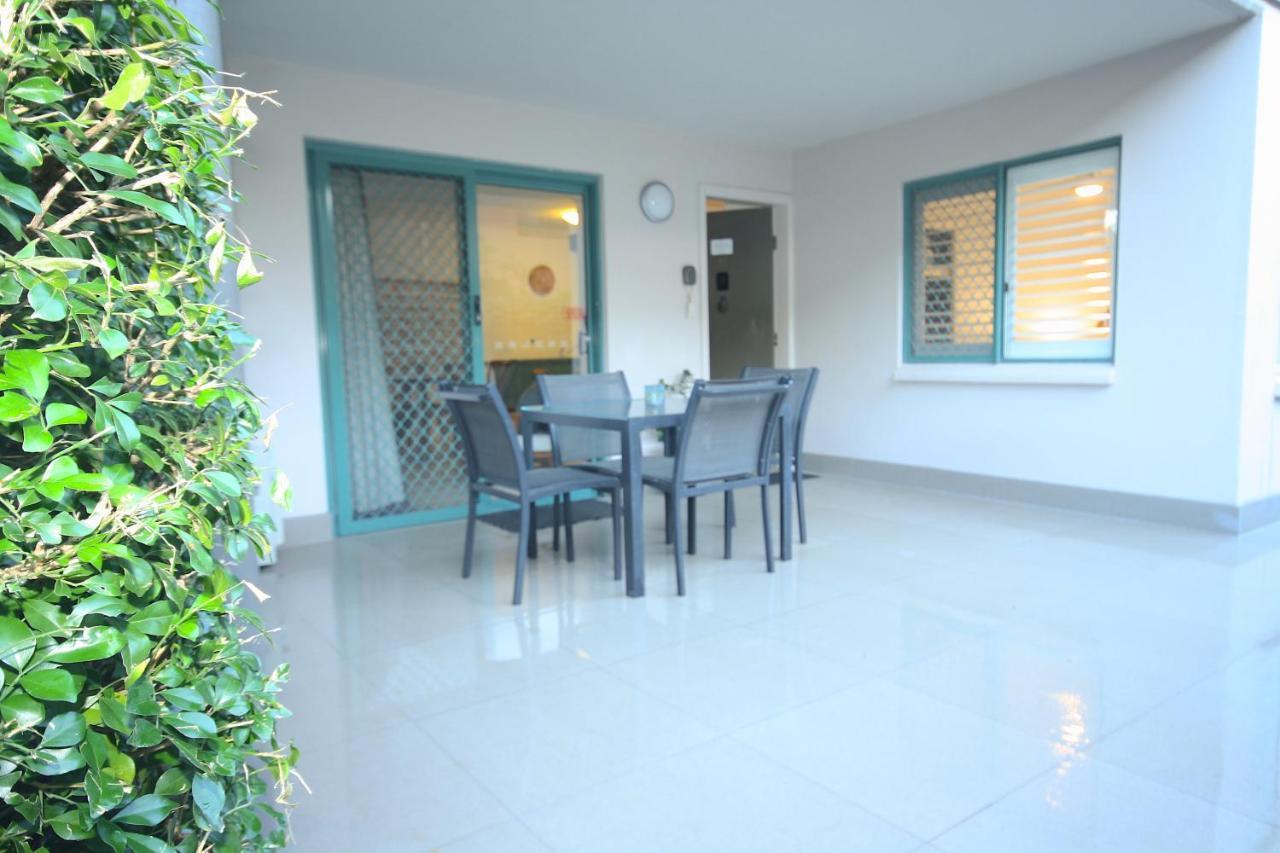 Aparthotel Cossies By The Sea Byron Bay Exterior foto